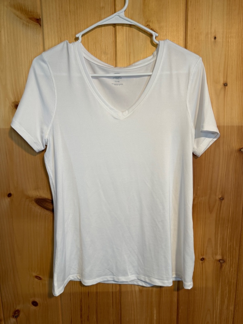 Athletic Works White V-Neck Short Sleeve Tee